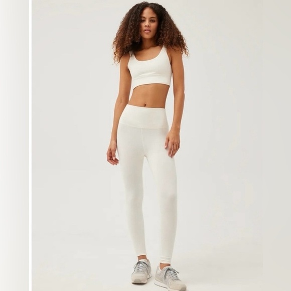 Brand new with tag Outdoor Voices Free Form 7/8 Legging - Picture 2 of 6